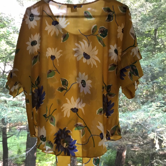 Jennie & Marlis Autumn Tie Blouse yellow with blue flowers size Large - Picture 13 of 14